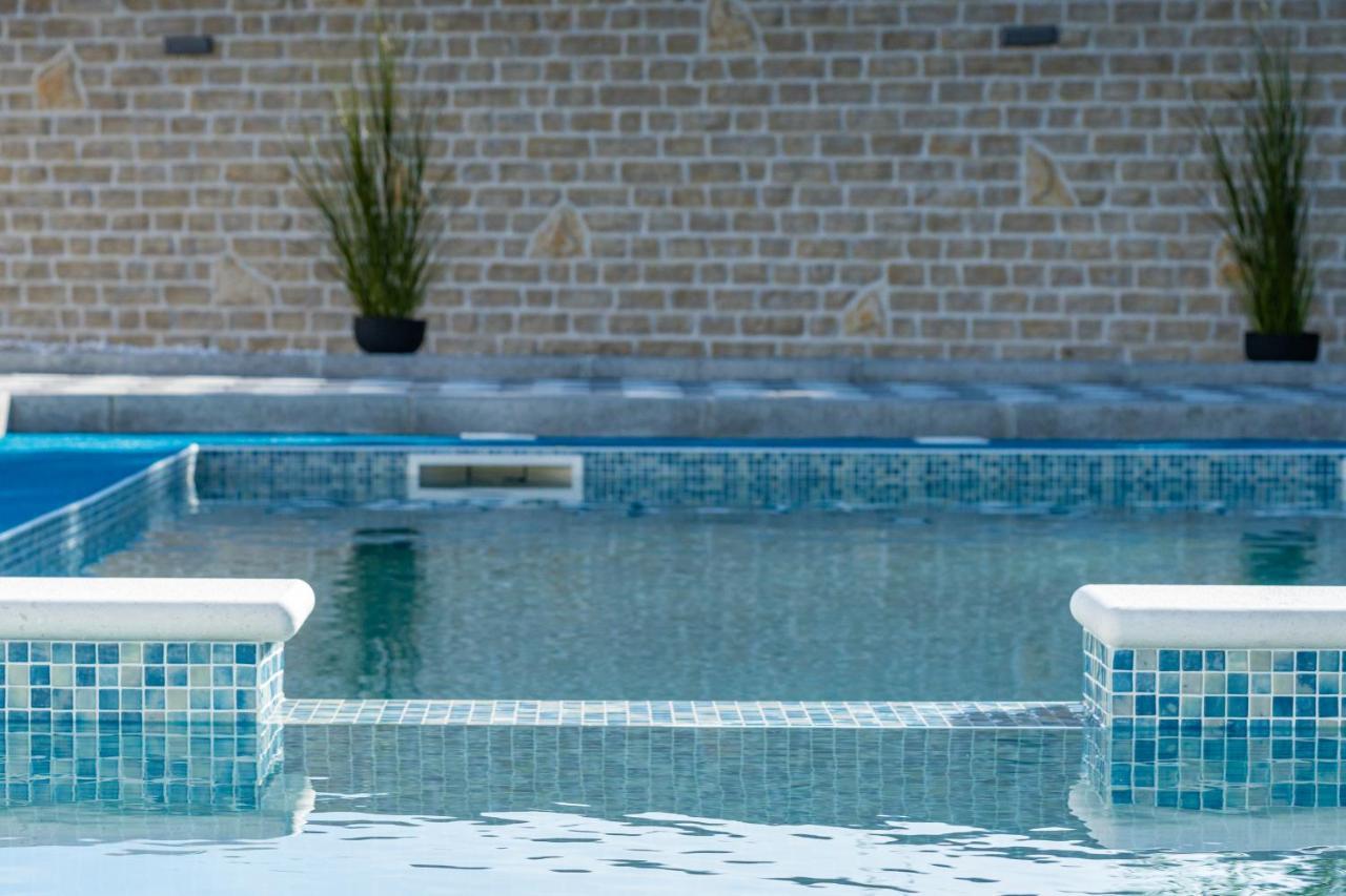 Apartman Strmota S Bazenom Свети-Филип-и-Яков Экстерьер фото