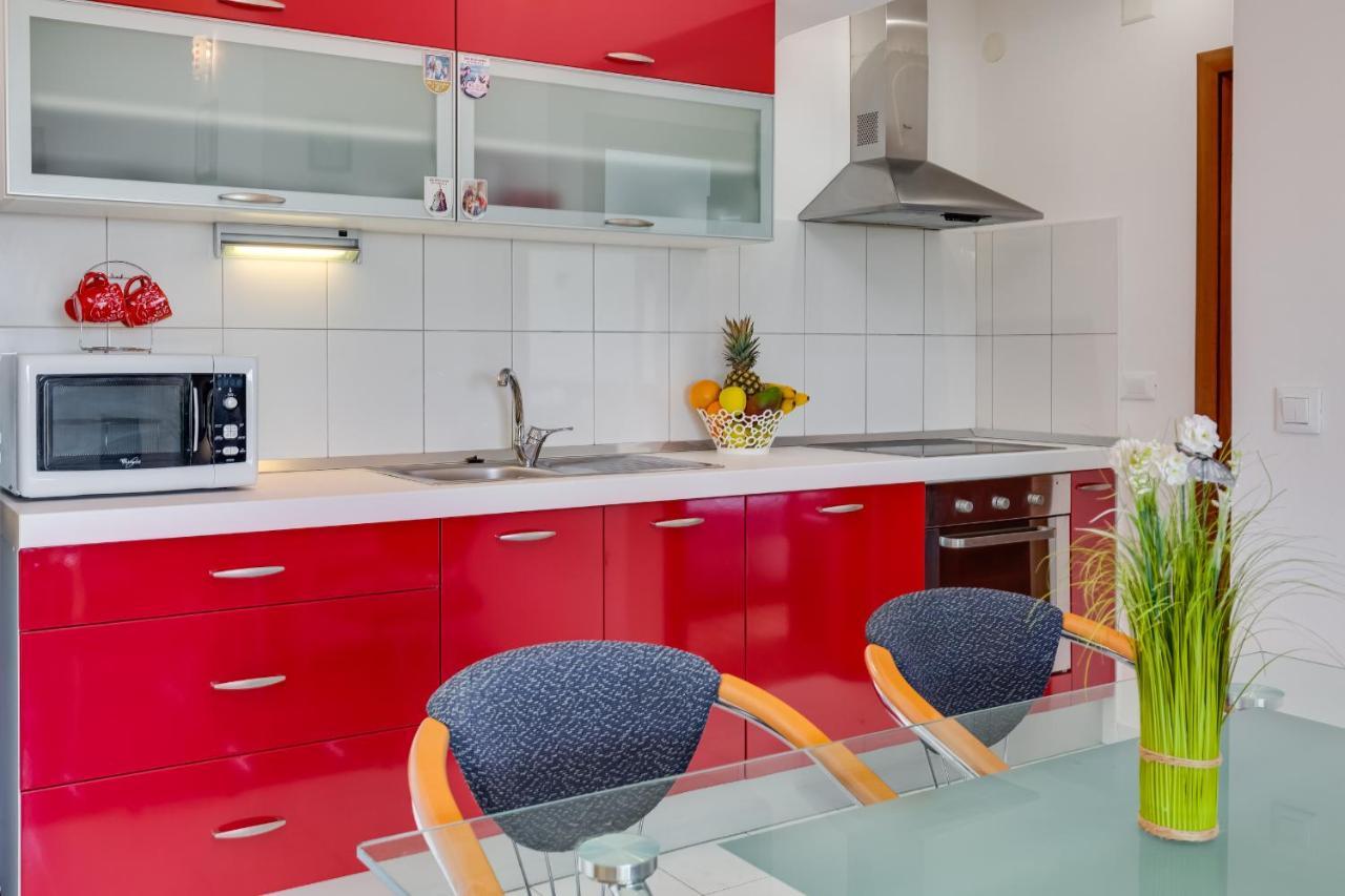 Apartman Strmota S Bazenom Свети-Филип-и-Яков Экстерьер фото