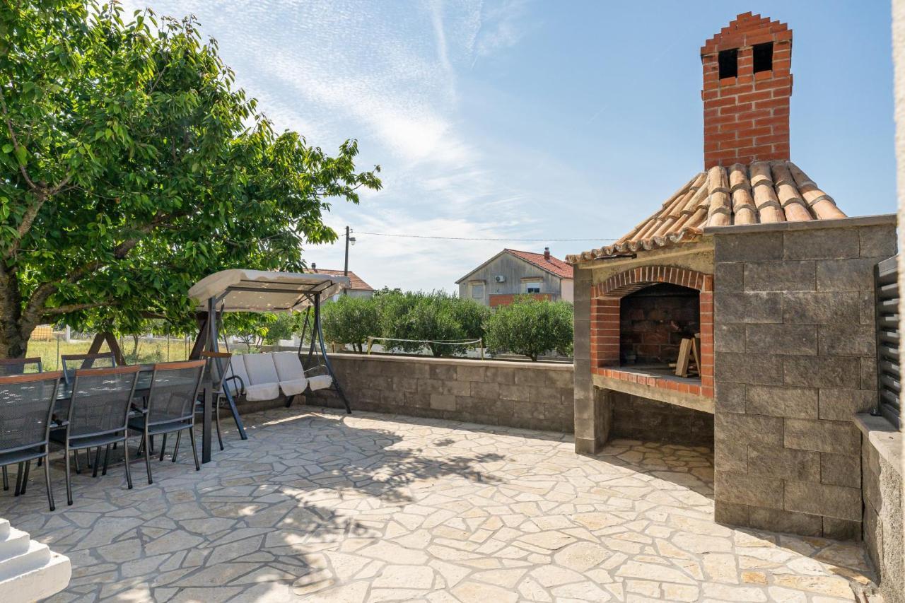 Apartman Strmota S Bazenom Свети-Филип-и-Яков Экстерьер фото